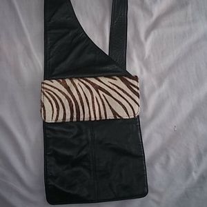 Nwot crossbody gen leather zebra faux fur purse
